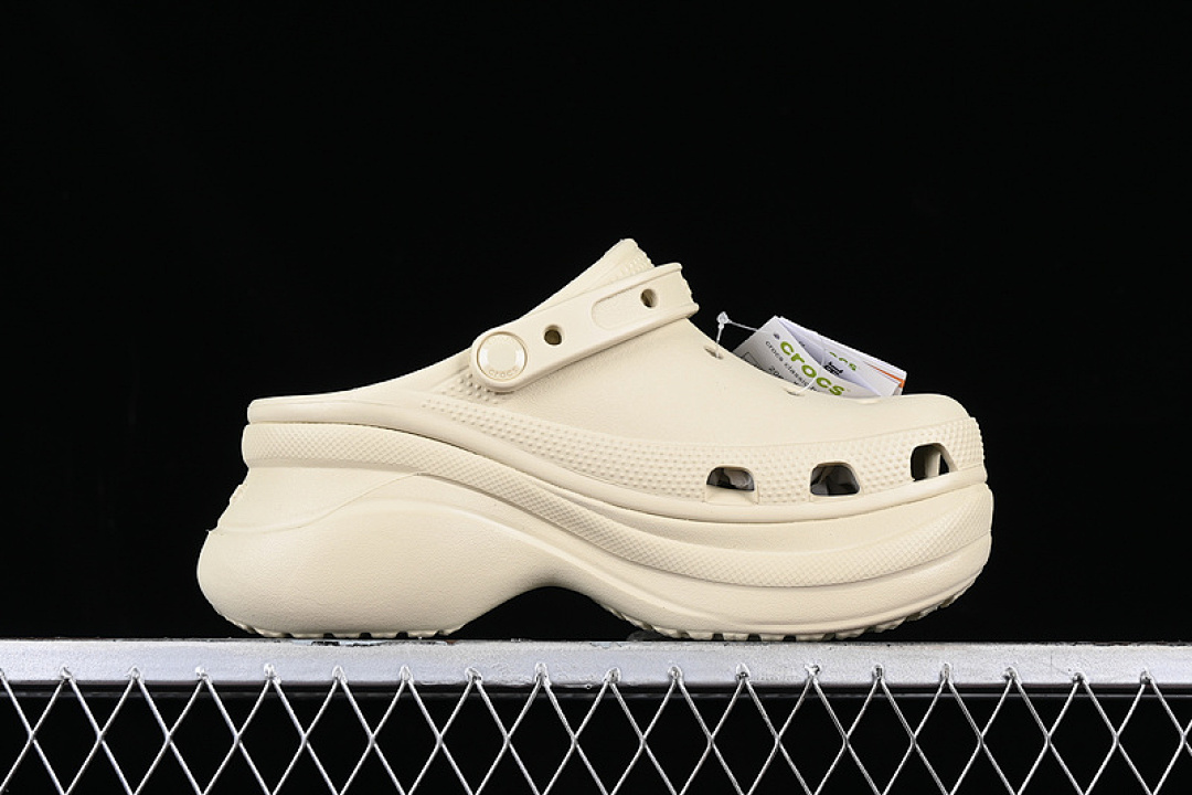 Crocs [CROCS BEACH SANDALS CLOGS BROWN]-[WOMAN:34-40] - Image 10
