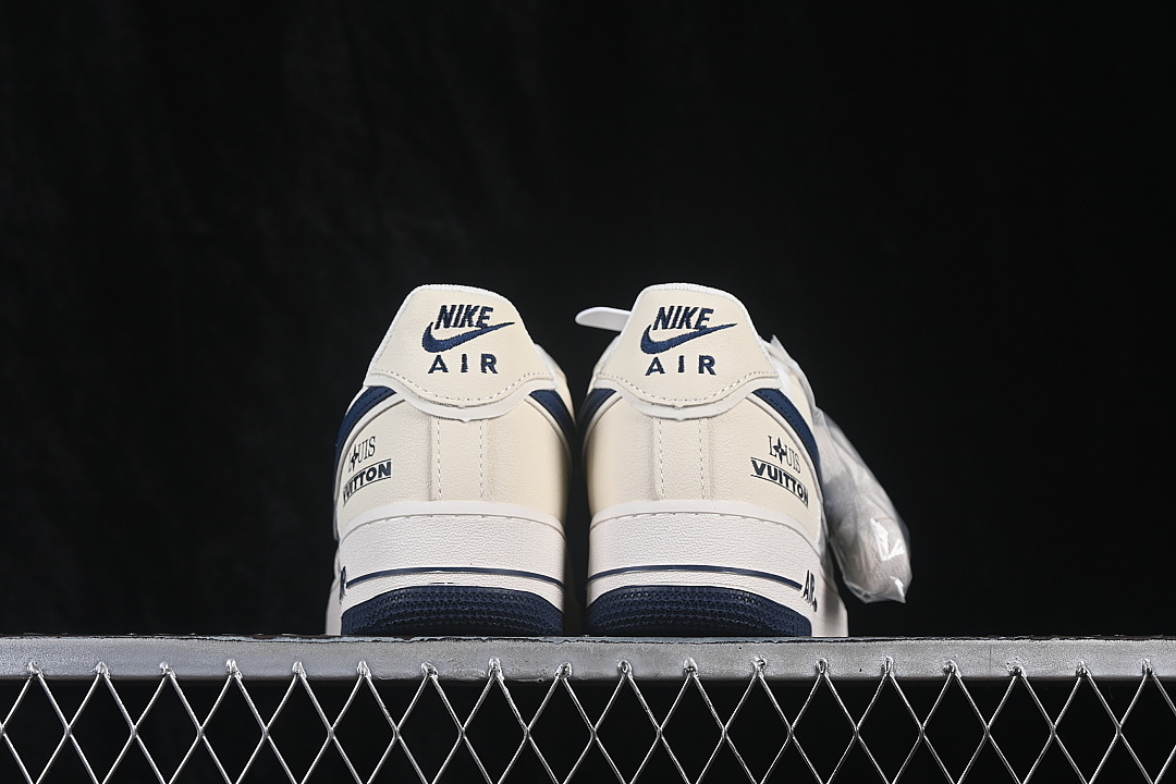 Nike [LF6688-005]-[AIR FORCE 1 07 LOW CASUAL SNEAKERS BEIGE/BLACK]-[WOMAN:36-39]-[MAN:40-45] - Image 13