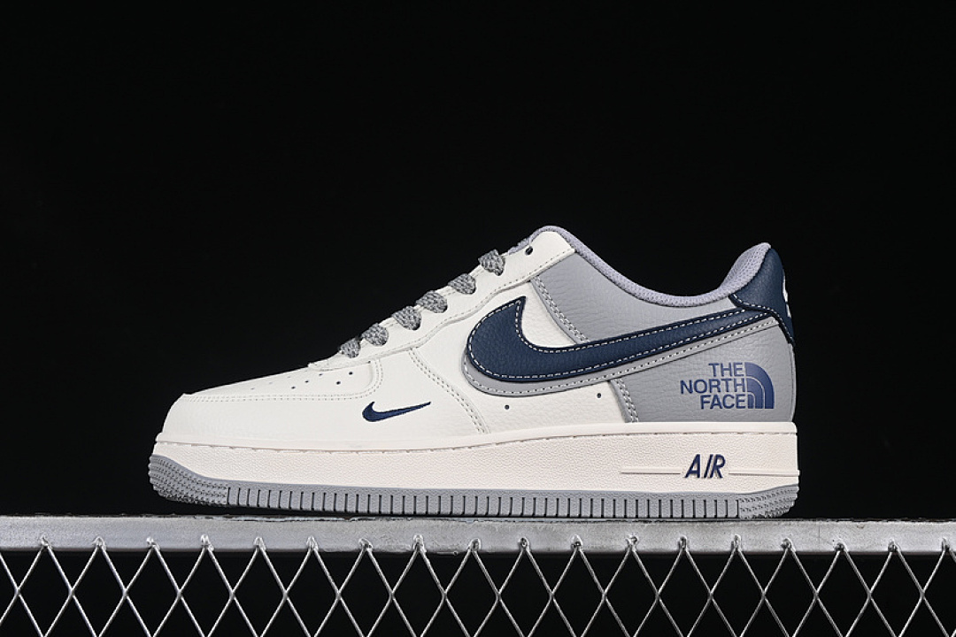 Nike [XS1958-520]-[AIR FORCE 1 07 LOW WHITE/BLUE/GREY]-[WOMAN:36-39]-[MAN:40-45] - Image 2