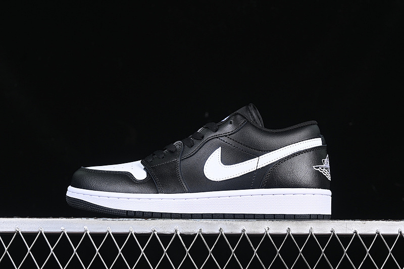 Jordan AIR Jordan 1 LOW BLACK/SUMMIT WHITE · 553558-043, photo 1