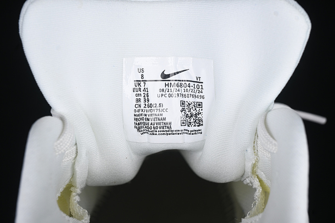 Nike [HM6804-101]-[AIR ZOOM VOMERO 18 WHITE/BLACK/BEIGE]-[WOMAN:35.5-39]-[MAN:40-45] - Image 6