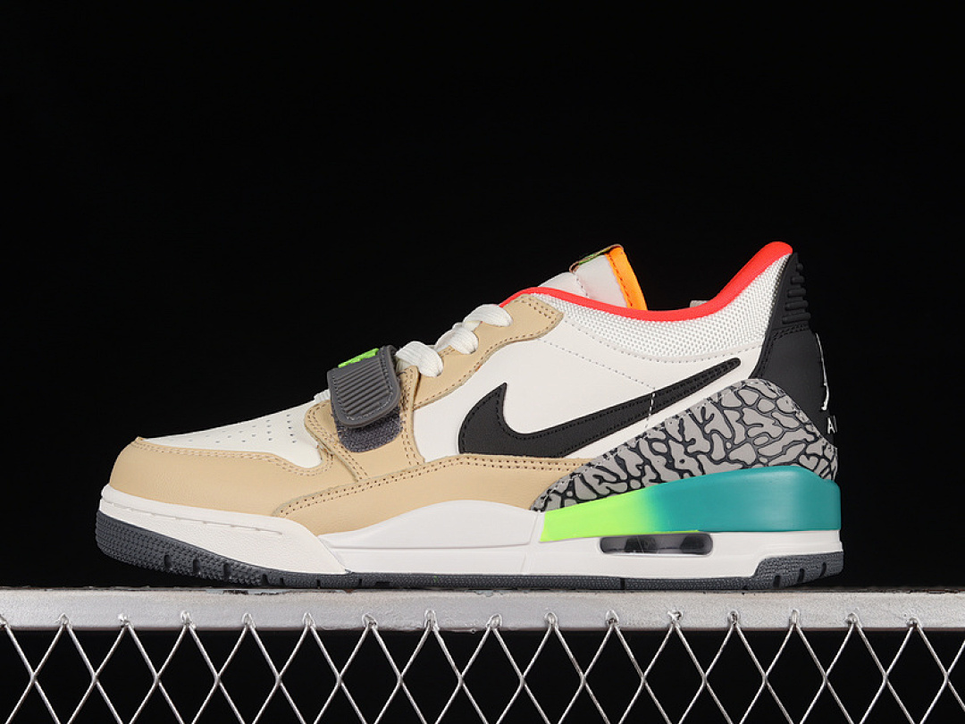 Jordan AIR Jordan LEGACY AJ312 LOW WHITE/BLACK/BROWN · CZ2762-101, photo 1