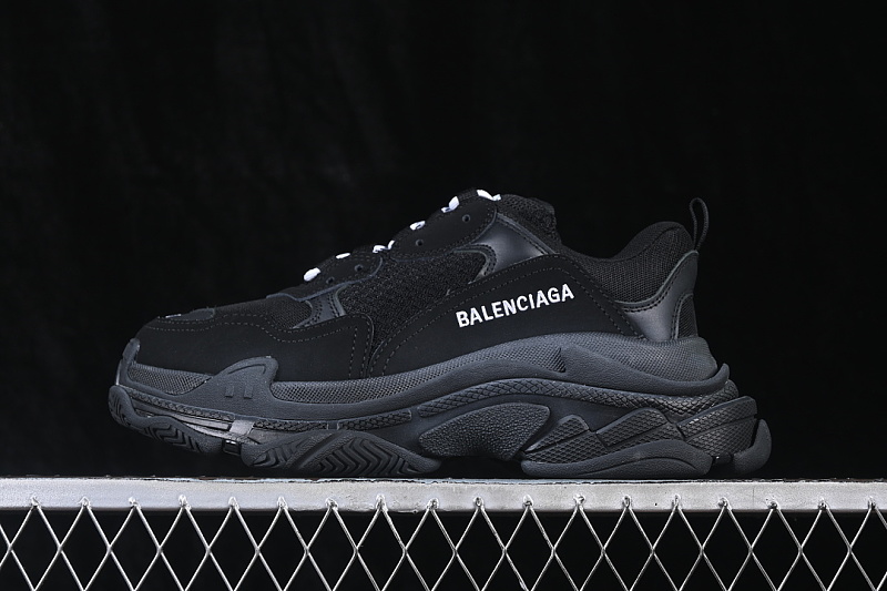 Balenciaga Balenciaga TRIPLE S RETRO DAD SHOES BLACK/INKINESS · W06E22323, photo 1