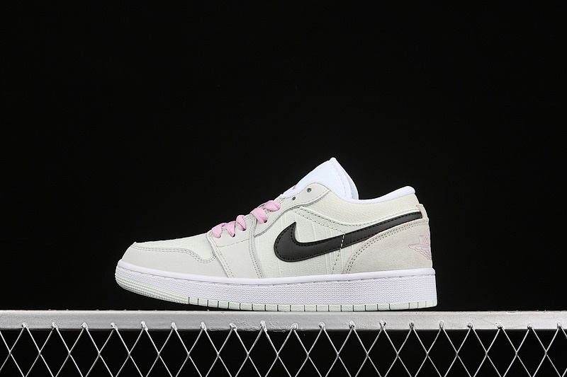 Jordan AIR Jordan 1 LOW SE BARELY GREEN/BLACK/LIGHT ARCTIC PINK/WHITE · CZ0776-300, photo 1