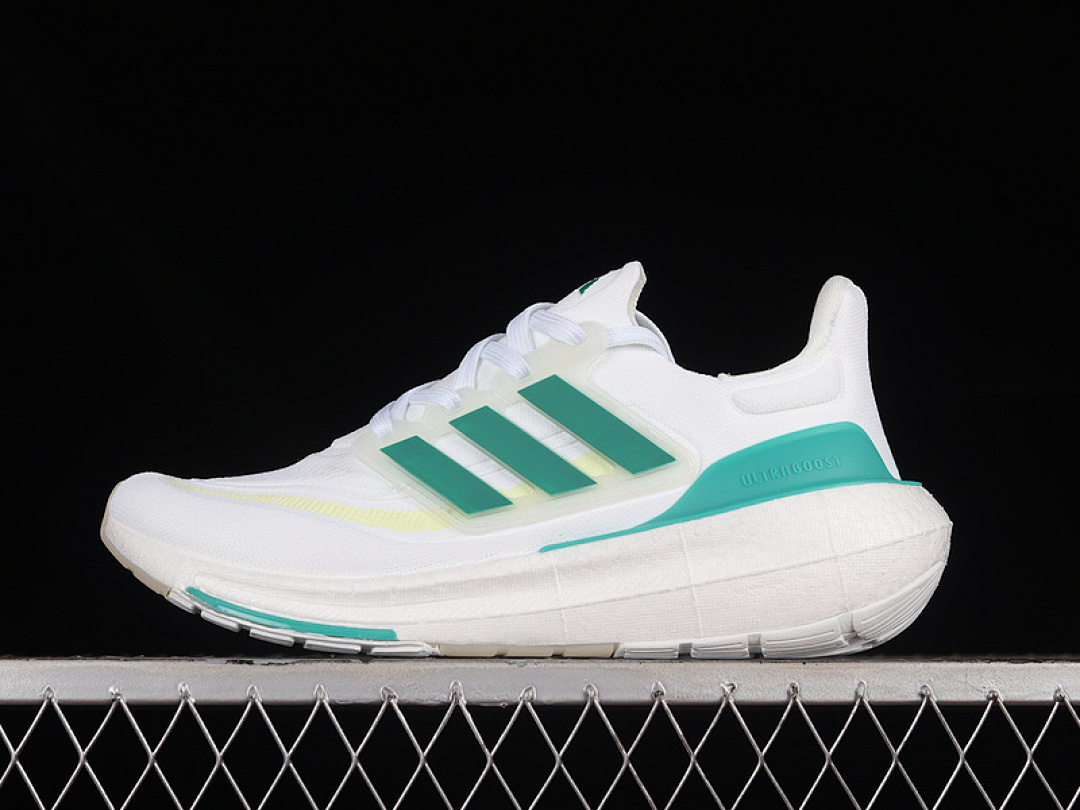 Unbranded [HQ6350]-[ULTRABOOST LIGHT RUNNING SHOES WHITE TINT/COURT GREEN/BLUE DAWN]]-[MAN:39-45], photo 1