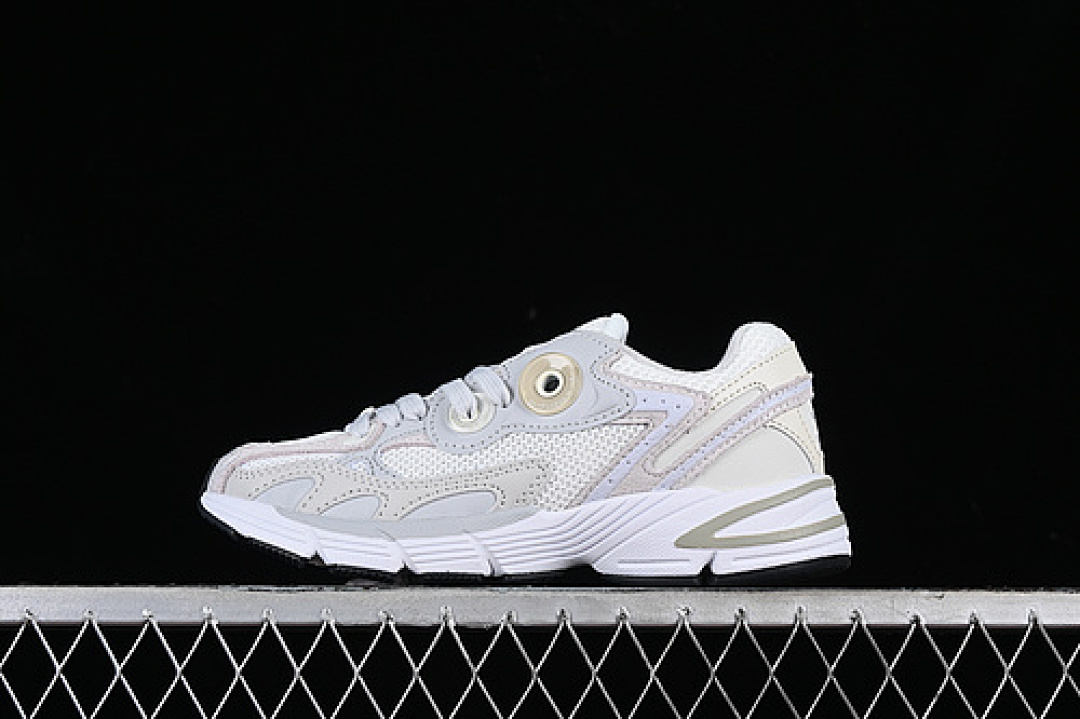 Unbranded [HP9039]-[ASTIR M CRYSTAL WHITE/CRYSTAL WHITE/CLOUD WHITE]-[WOMAN:36-39]-[MAN:40-45], photo 1