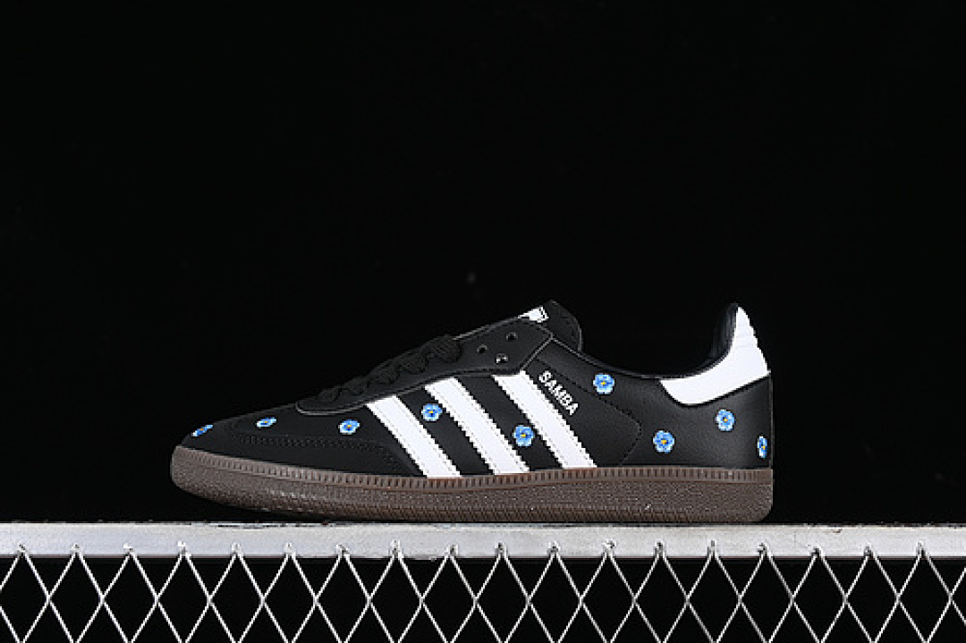 Adidas [IF4397]-[SAMBA OG W CORE BLACK/FOOTWEAR WHITE/GUM]-[WOMAN:35-40.5], photo 1