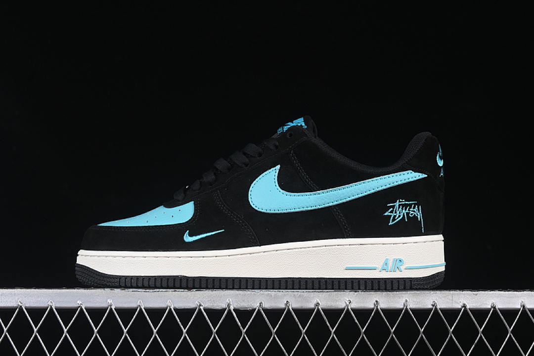 Nike Nike AIR FORCE 1 07 LOW BLACK/BLUE · CW2288-111, photo 1