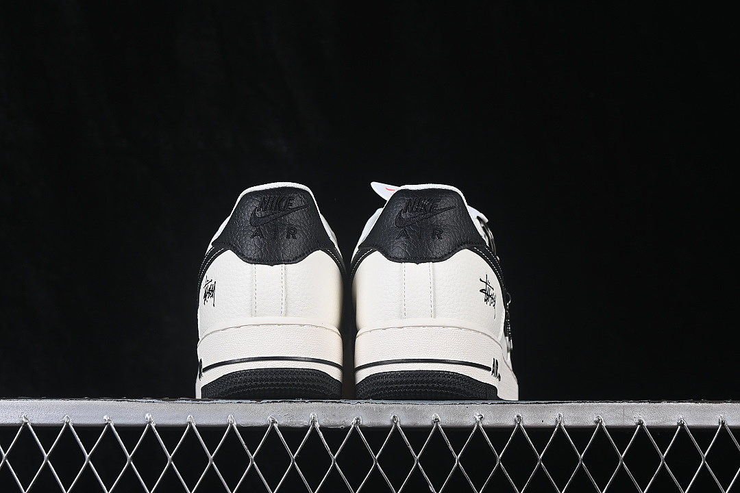 Nike [DN9688-152]-[AIR FORCE 1 07 LOW CASUAL SNEAKERS WHITE/BLACK]-[WOMAN:36-39]-[MAN:40-45] - Image 2