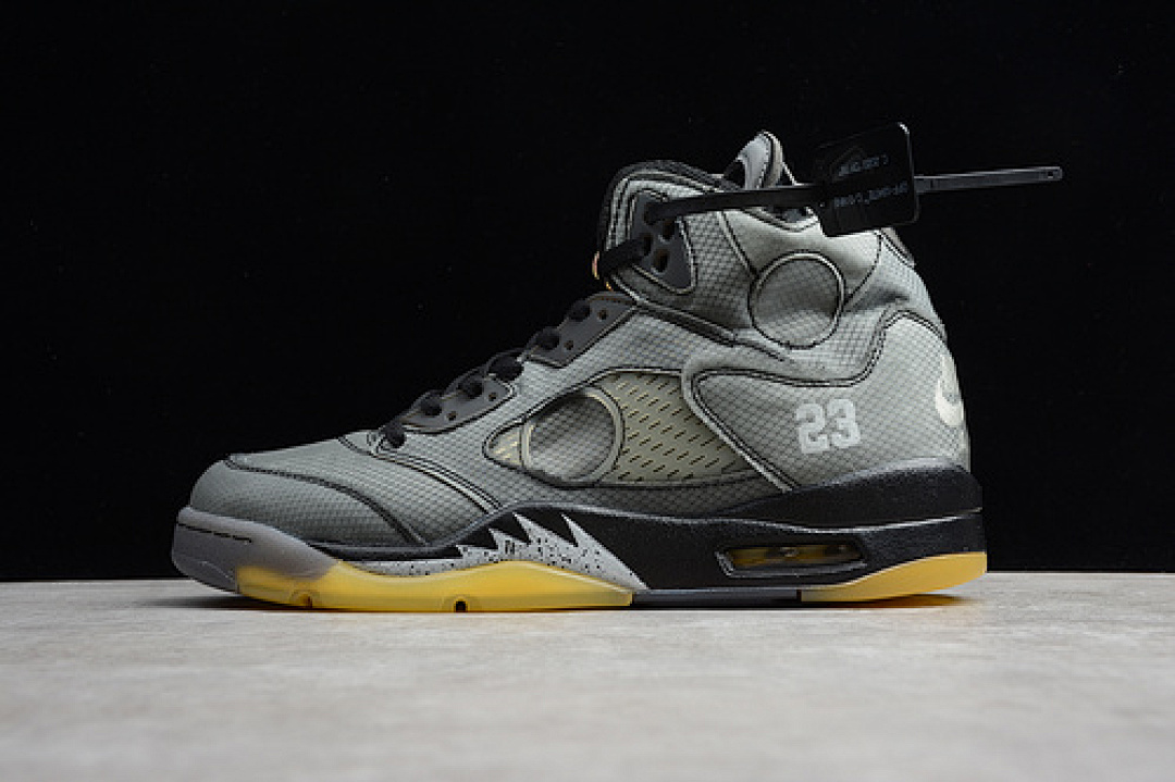 Jordan ST AIR Jordan 5 RETRO SP X OW BLACK/MUSLIN-FIRE RED · CT8480-001, photo 1