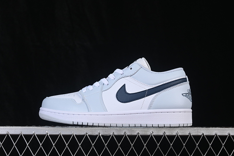 Jordan Jordan 1 LOW AURA/WHITE/SQUADRON BLUE · 553558-400, photo 1