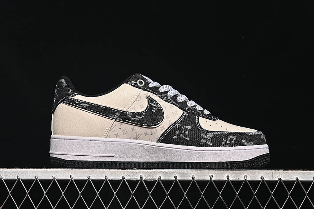 Nike [CW2288-111]-[AIR FORCE 1 07 LOW WHITE/GREY/BLACK]-[WOMAN:36-39]-[MAN:40-45] - Image 16