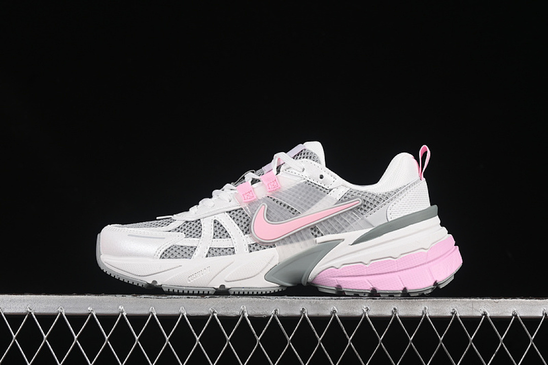 V2K RUN WHITE/GREY/PINK · HQ4046-100, photo 1