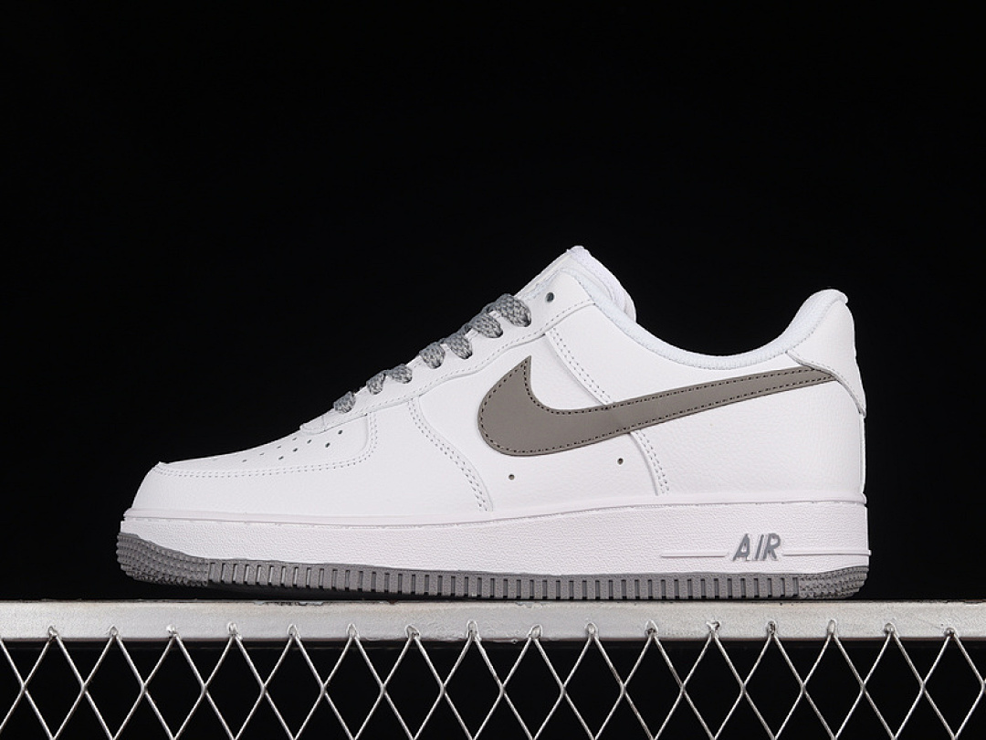 Nike Nike AIR FORCE 1 LOW 07 WHITE/GREY/WHITE · AH0286-111, photo 1