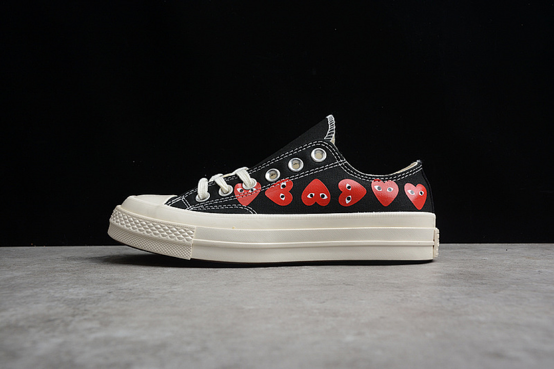 Converse [162977C]-[COMME DES GARÇONS PLAY X CHUCK TAYLOR 70S LOW TOP MULTI HEART BLACK/RED], photo 1