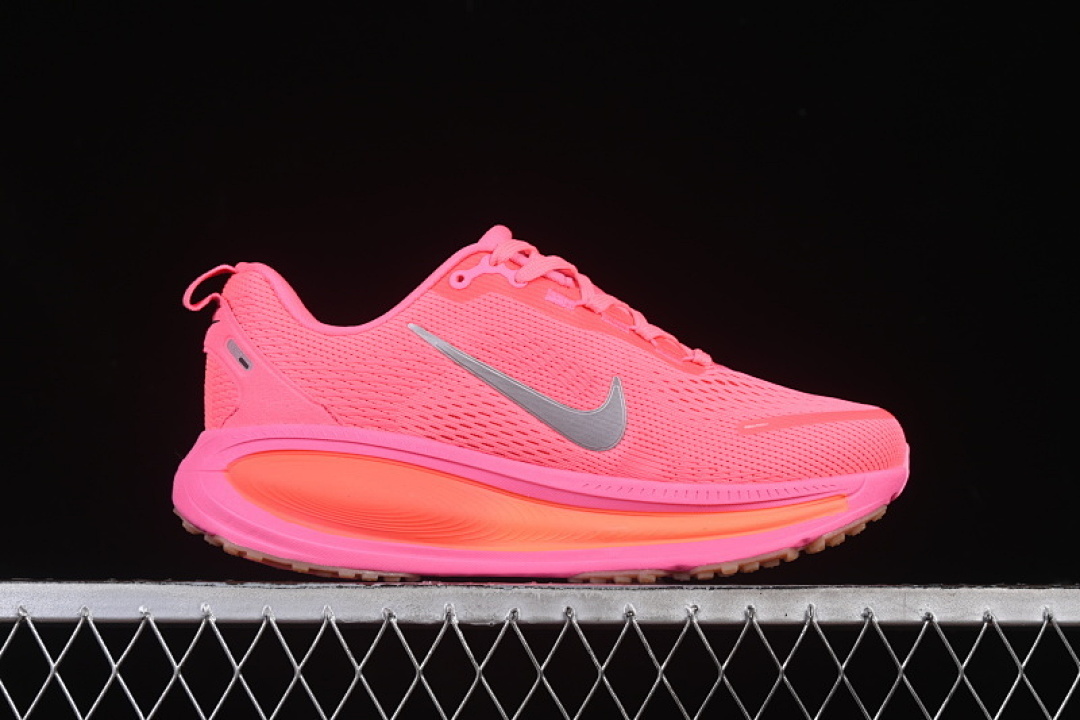 Nike [HM6804-602]-[AIR ZOOM VOMERO 18 PINK/SILVER]-[WOMAN:36-39]-[MAN:40-46] - Image 16