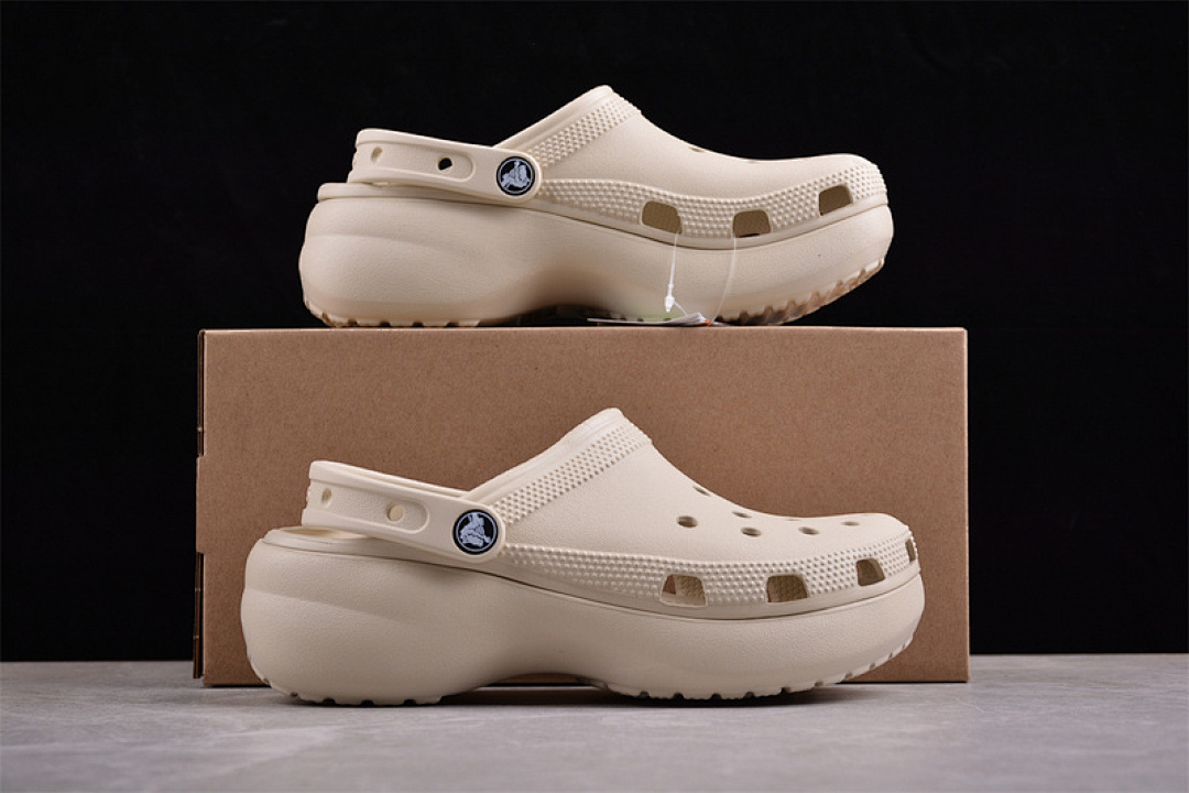 Crocs [CROCS BROWN]-[WOMAN:34-40] - Image 2