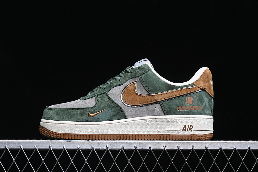 Nike Nike AIR FORCE 1 07 LOW UN GREEN/GREY/BROWN · KK1988-022, photo 1