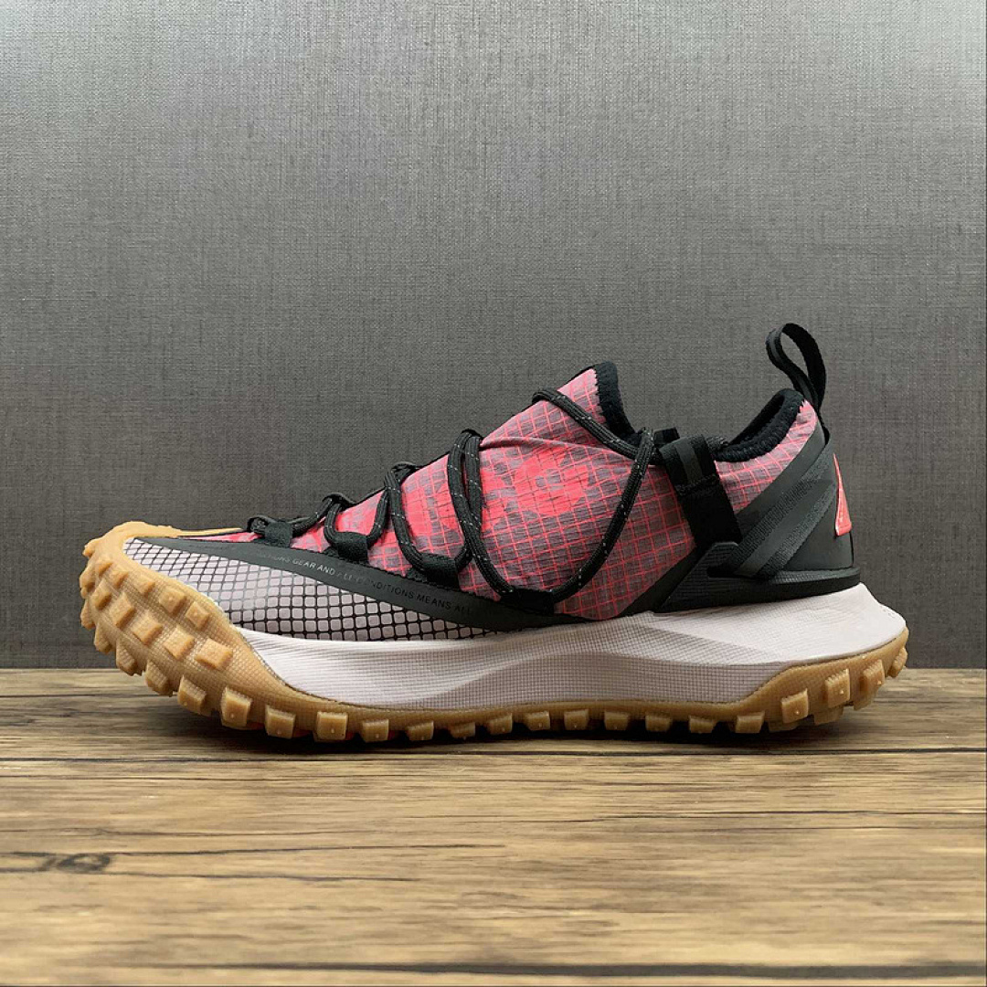 Unbranded [DC9045-500]-[ACG MOUNTAIN FLY LOW LIGHT MULBERRY/FLASH CRIMSON]-[WOMAN:36-39]-[MAN:40-45], photo 1