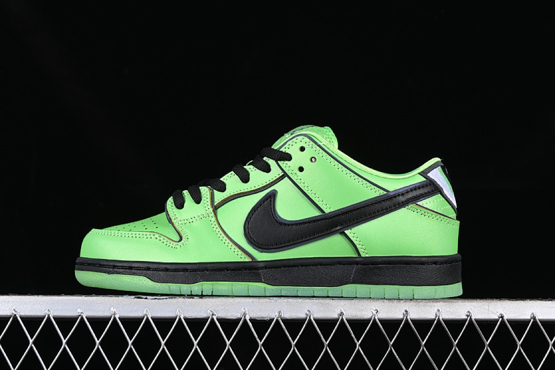 Unbranded [FZ8319-300]-[THE POWERPUFF GIRLS X DUNK LOW PRO SB QS BUTTERCUP MEAN GREEN/BLACK/LOTUS (PINK]), photo 1