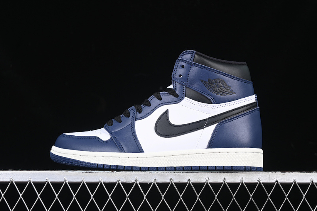 Jordan [DZ5485-401]-[AIR JORDAN 1 HIGH OG MIDNIGHT NAVY/BLACK/WHITE/SAIL]-[WOMAN:36-39]-[MAN:40-47.5], photo 1