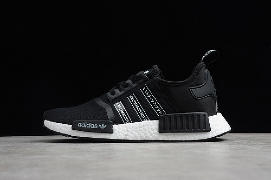 Unbranded [FX1033]-[NMD R1 SHOES CORE BLACK/CLOUD WHITE]-[MAN:39-45], photo 1