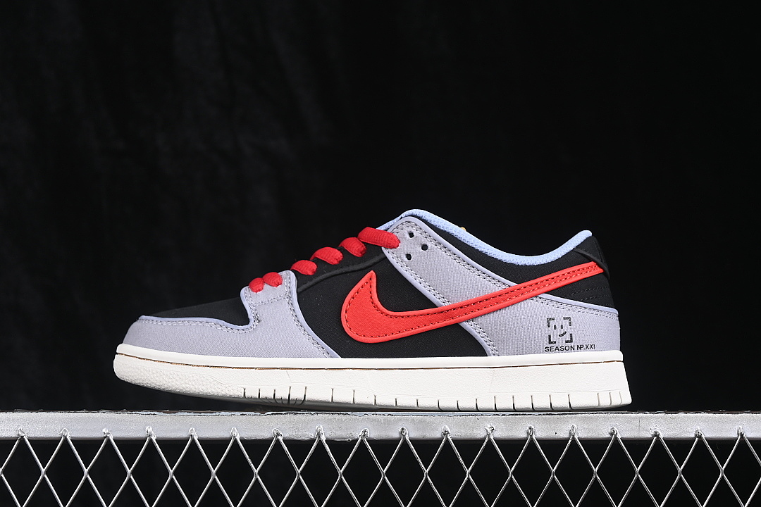 Nike DUNK LOW CASUAL SNEAKERS RED/GREY/BLACK/WHITE · FN5880-001, photo 1