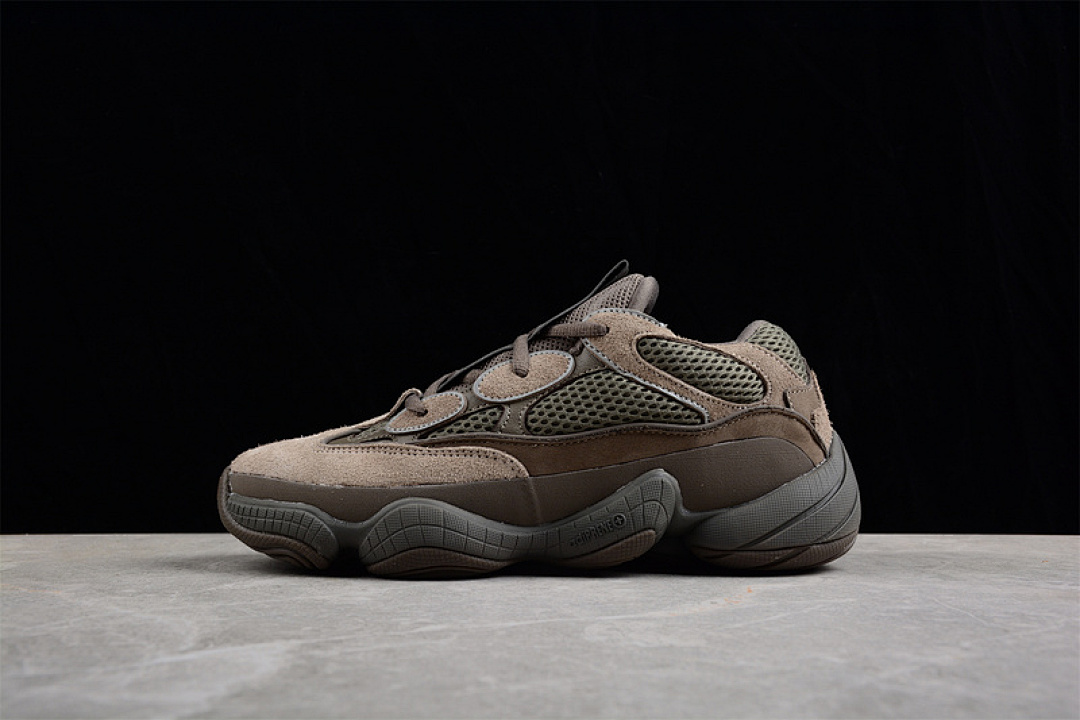 On Running Adidas GET YEEZY BOOST 500 CLAY BROWN/CLAY BROWN-CLAY BROWN · GX3606, photo 1
