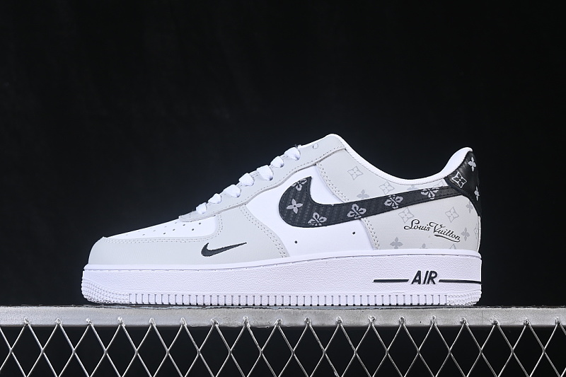 Nike Nike AIR FORCE 1 07 LOW CASUAL SNEAKERS LIGHT GRAY/GREY · CZ0270-106, photo 1