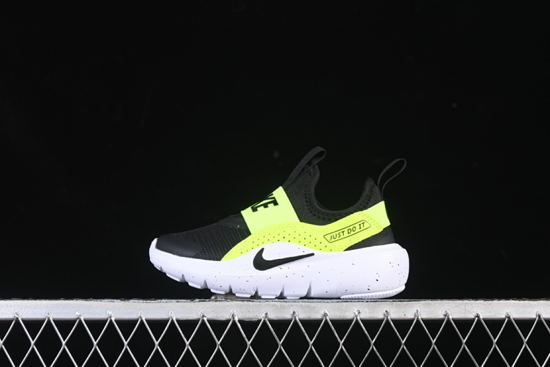 Unbranded [IF2894-003]-[FLEX RUNNER 4 LIGHTWEIGHT CHILDREN'S SHOES WHITE/BLACK/GREEN]-[WOMAN/MAN:24-37.5], photo 1
