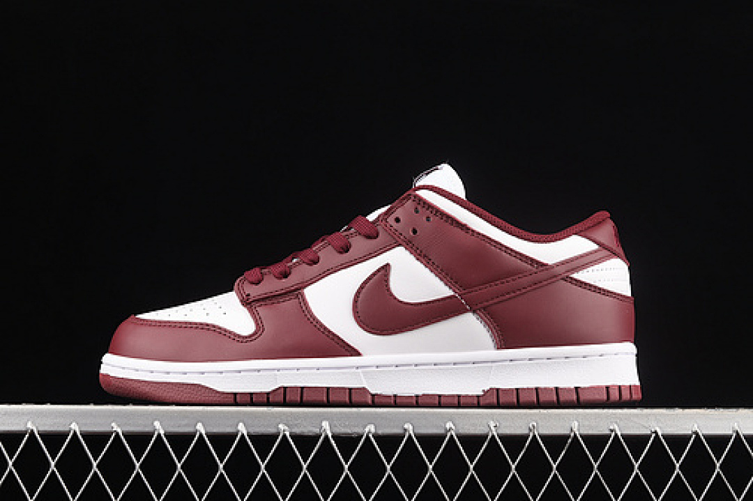 Unbranded [DD1503-108]-[SB DUNK LOW TEAM RED/BORDEAUX/WHITE]-[WOMAN:36-39]-[MAN:40-47.5], photo 1