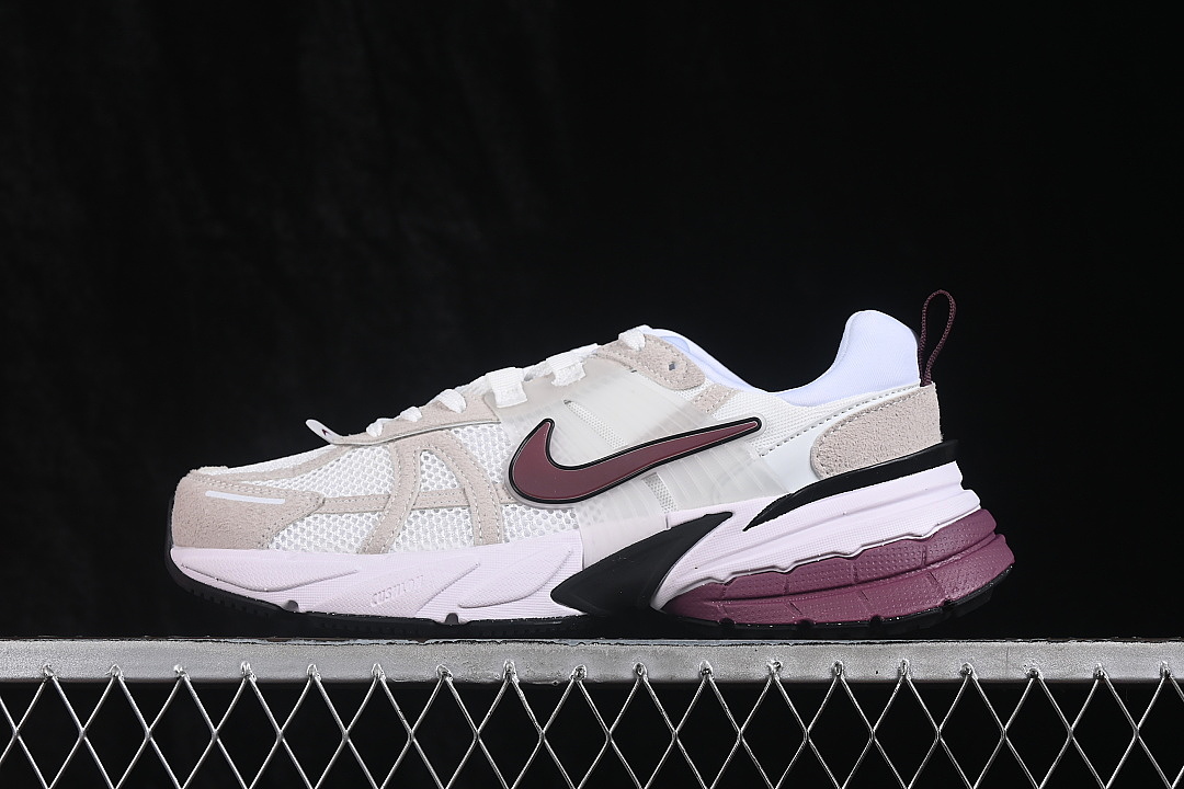 Purple ANTI SLIP RETRO RUNNING SHOES PURPLE/WHITE/GREY · HQ3500-100, photo 1