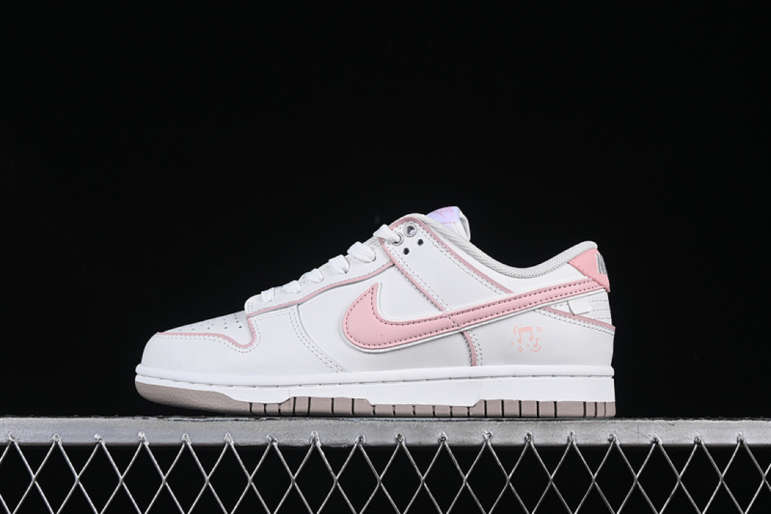 Nike SB DUNK LOW WHITE/PINK · WP0212-013, photo 1