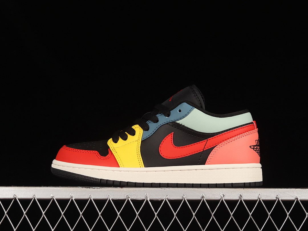Jordan [DN3739-060]-[AIR JORDAN 1 LOW SE BLACK/TAXI/FRENCH BLUE/FIRE RED]-[WOMAN:36-39]-[MAN:40-46], photo 1