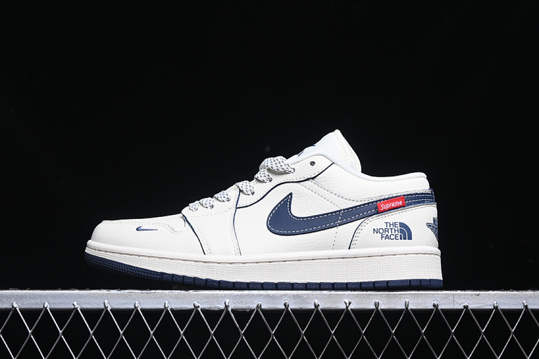 Jordan [XX3318-188]-[AIR JORDAN 1 LOW SUPREME OFF WHITE/BLUE/RED]-[WOMAN:36-39]-[MAN:40-45], photo 1