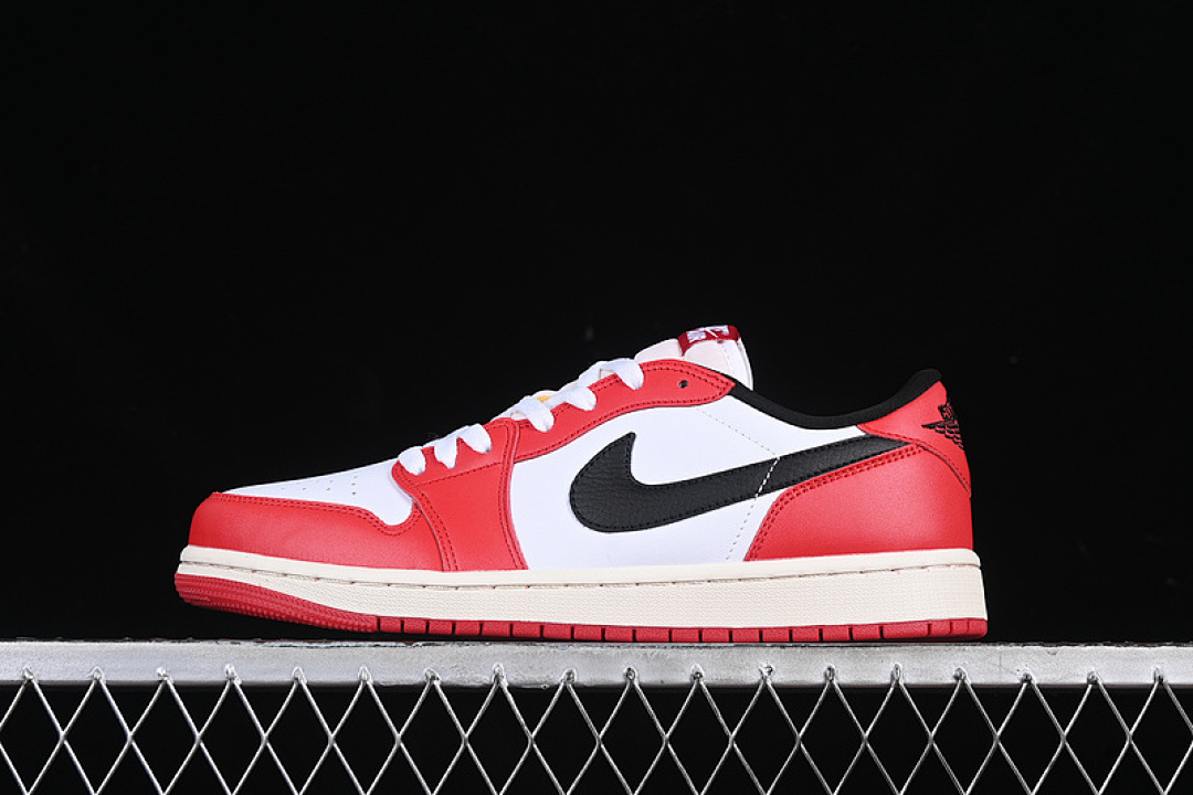 Jordan [HQ6998-600]-[AIR JORDAN 1 LOW WHITE/BLACK/RED]-[WOMAN:36-39]-[MAN:40-46], photo 1