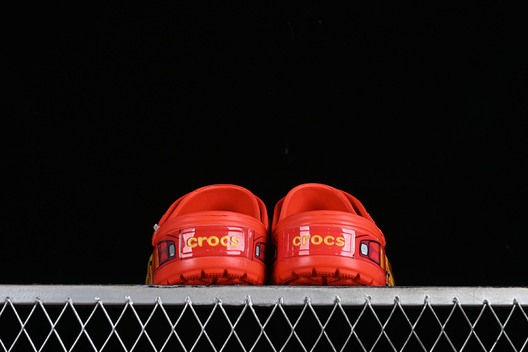 Crocs [CARS X CROCS CLASSICCLOG LIGHTNING MCQUEEN RED/ORANGE]-[WOMAN:36-39]-[MAN:40-44] - Image 11