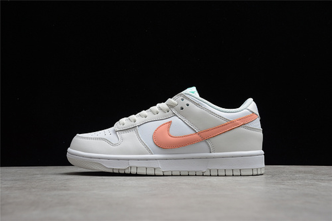 Nike SB DUNK LOW GS MISMATCH SWOOSH TROPICAL WHITE/BONE/PEACH/AQUA · CW1590-101, photo 1