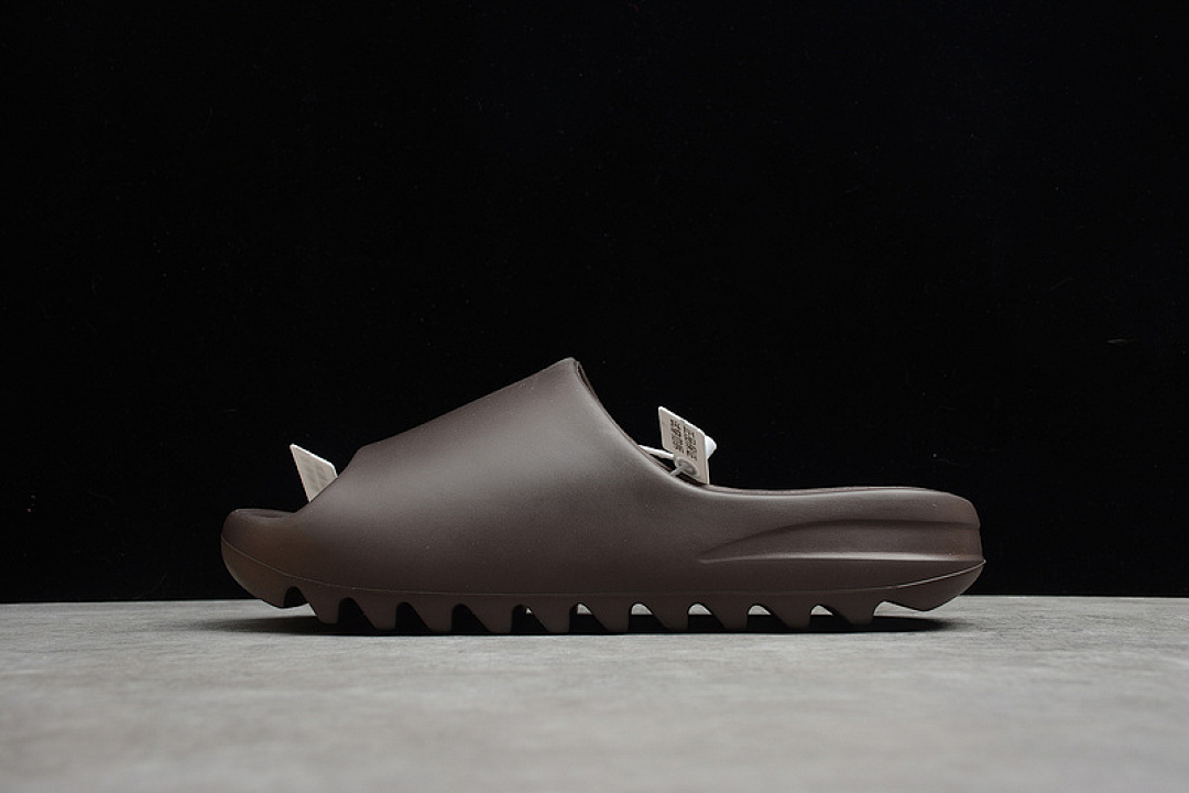 Adidas Adidas YEEZY SLIDES SOOT SOOT/SOOT/SOOT · G55495, photo 1