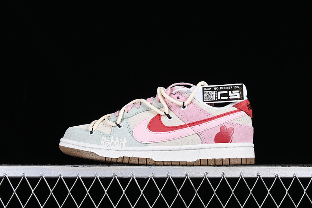 Unbranded [DO9457-136]-[SB DUNK LOW 85 GREY/PINK]-[WOMAN:36-40], photo 1