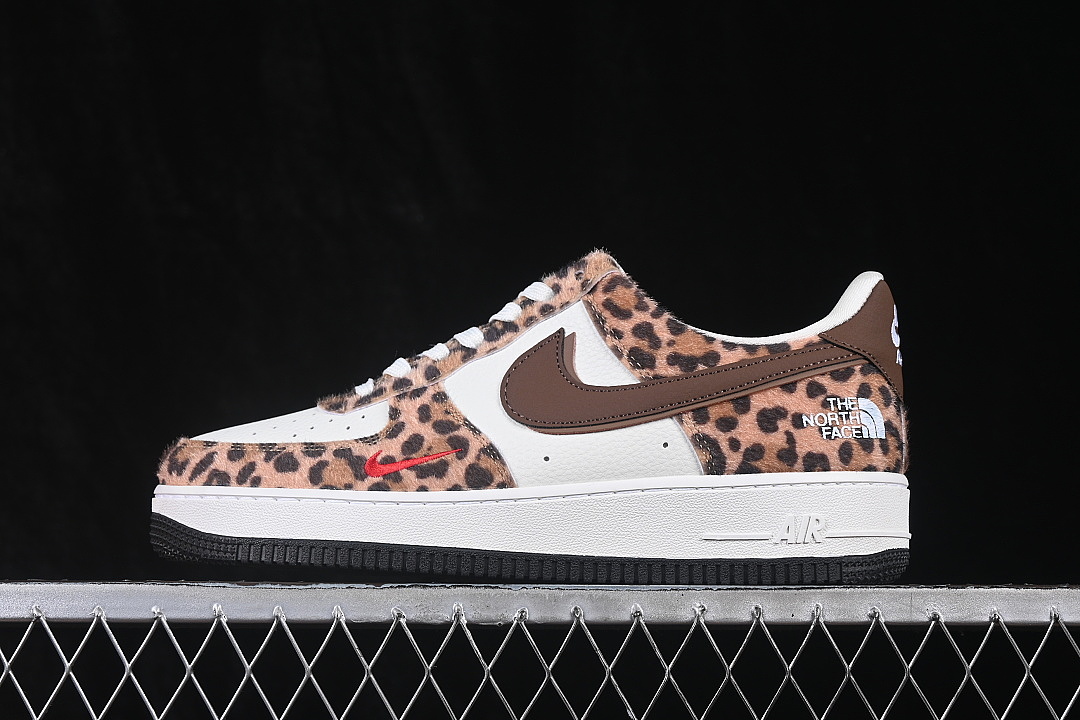 Nike Nike ZOOM FLY 6 LIGHTWEIGHT RUNNING SHOES COFFEE/BROWN · WY0655-118, photo 1