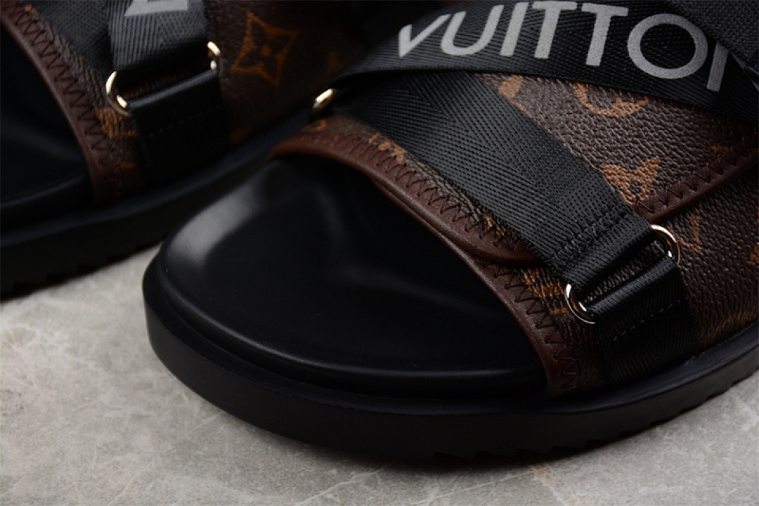 Louis Vuitton [L*V COMFORTABLE CASUAL COOL SLIPPERS BLACK]-[MAN:38-45] - Image 8