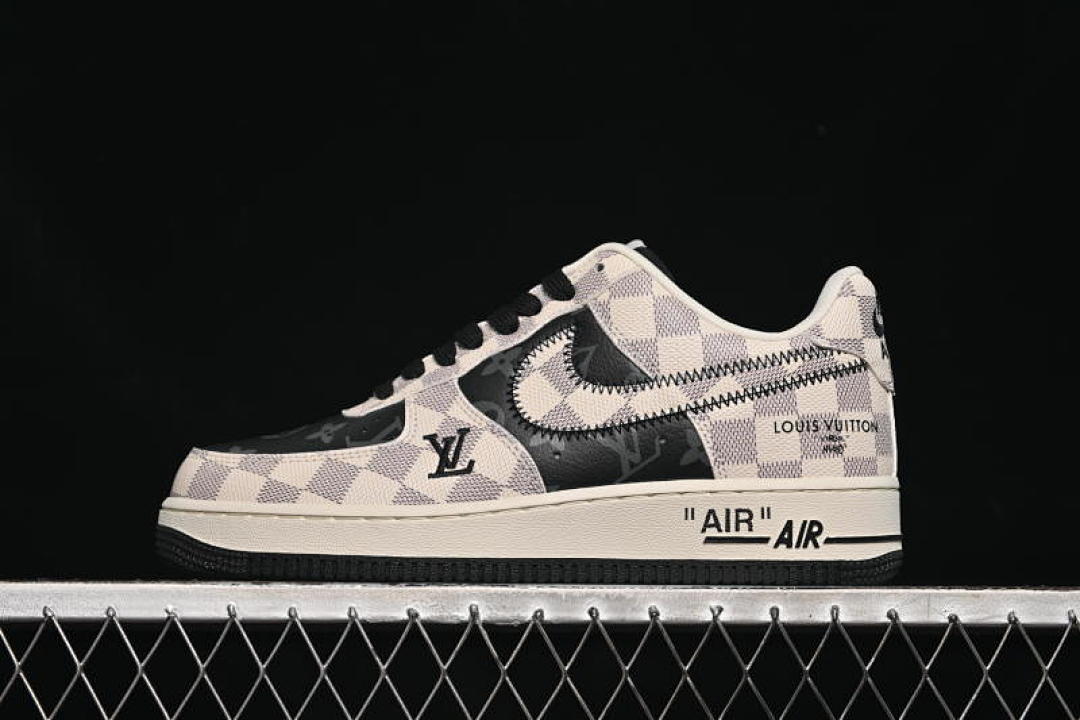 Nike [SC0601-562]-[AIR FORCE 1 07 LOW LV GREY/BLACK]-[WOMAN:36-39]-[MAN:40-45] - Image 2