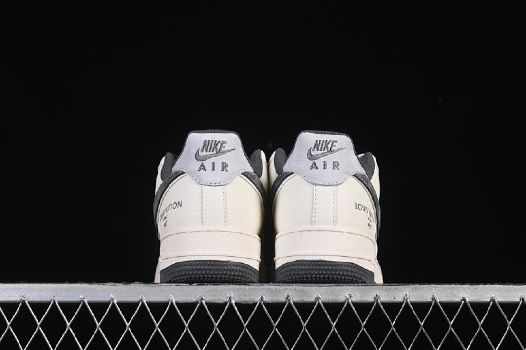 Nike [MZ9588-811]-[AIR FORCE 1 07 LOW WHITE/GREY]-[WOMAN:36-39]-[MAN:40-45] - Image 14