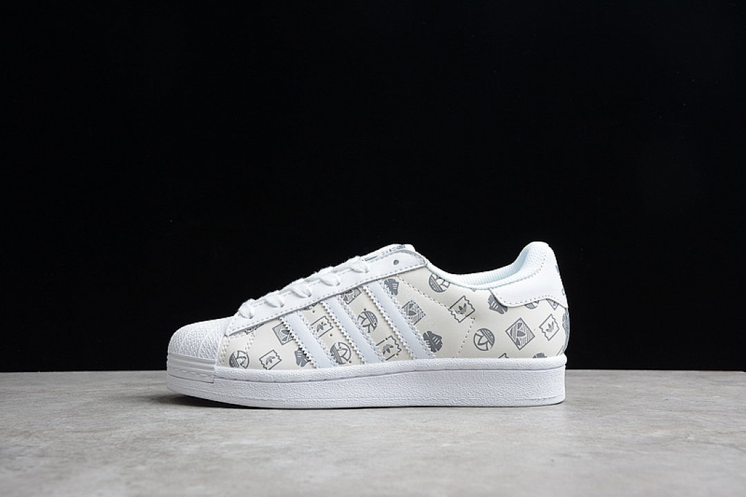 Unbranded [GX8413]-[SUPERSTAR SHOES CLOUD WHITE/BEIGE/LIGHT GREY]-[WOMAN:35-39]-[MAN:40-44], photo 1