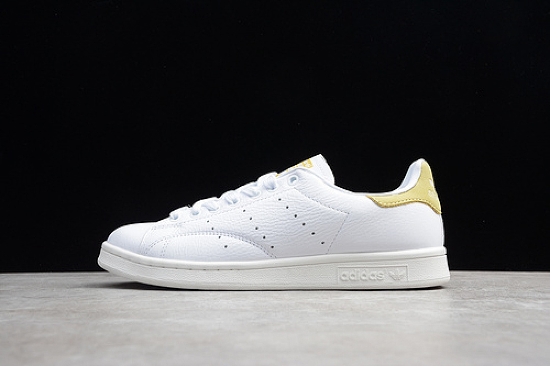 Unbranded [67-66-74]-[BD7437]-[STAN SMITH SHOES CLOUD WHITE/CLOUD WHITE/GOLD]-[WOAMN:36-39]-[MAN:40-44], photo 1