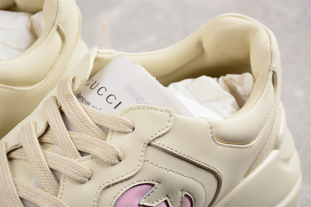 On Running [GU*CCI PINK/BROWN]-[WOMAN:36-40] - Image 7
