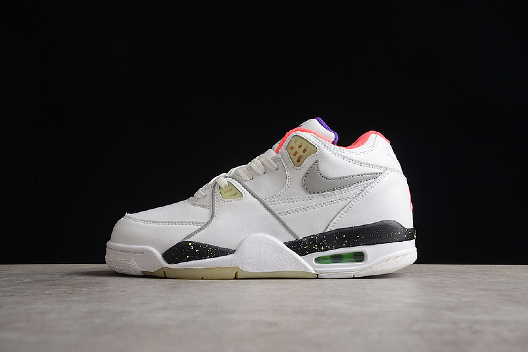 Unbranded [CW2616-101]-[AIR FLIGHT 89 PLANET OF HOOPS WHITE/BLACK/ORANGE]-[WOMAN:36-39]-[MAN:40-45], photo 1