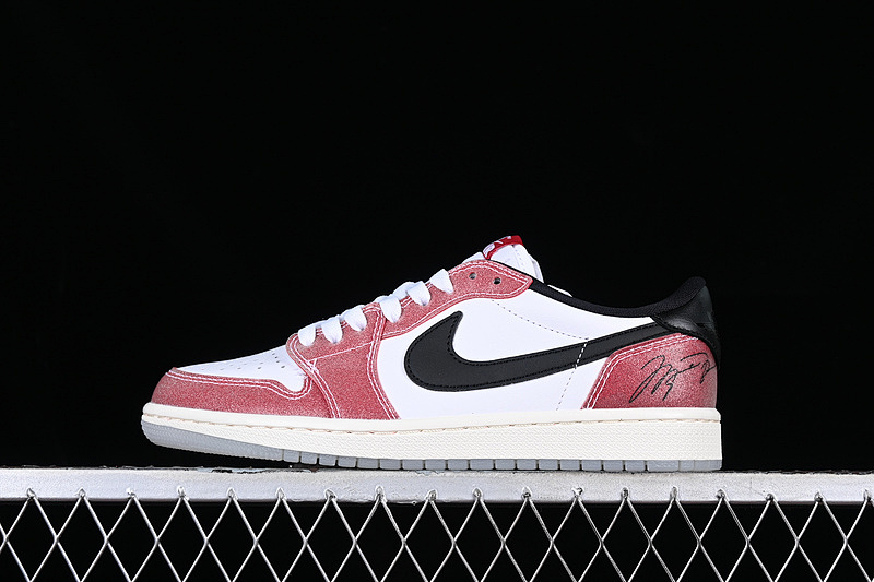 Jordan TROPHY ROOM AIR Jordan 1 LOW OG RED/WHITE/BLACK · FN0432-017, photo 1