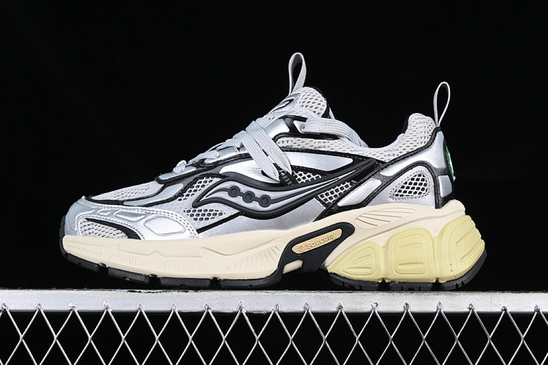 On Running [S79053-1]-[SAUCONY 2K CAVALRY WHITE/BLACK/SLIVER]-[WOMAN:36-39]-[MAN:40-45], photo 1